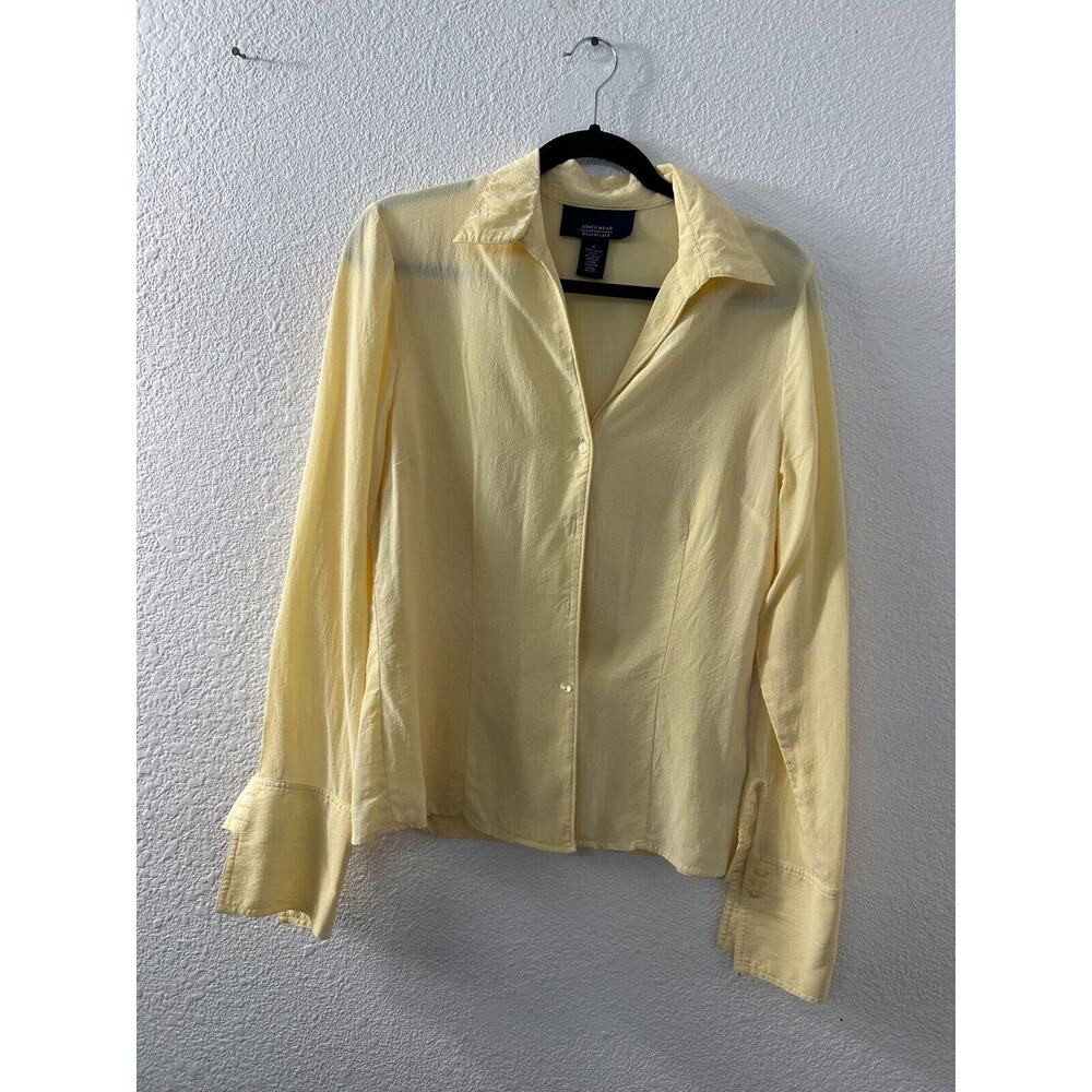 Jones Wear Essentials Size 8 Yellow Shirt 100% Silk‎ Stylish Top Blouse Women